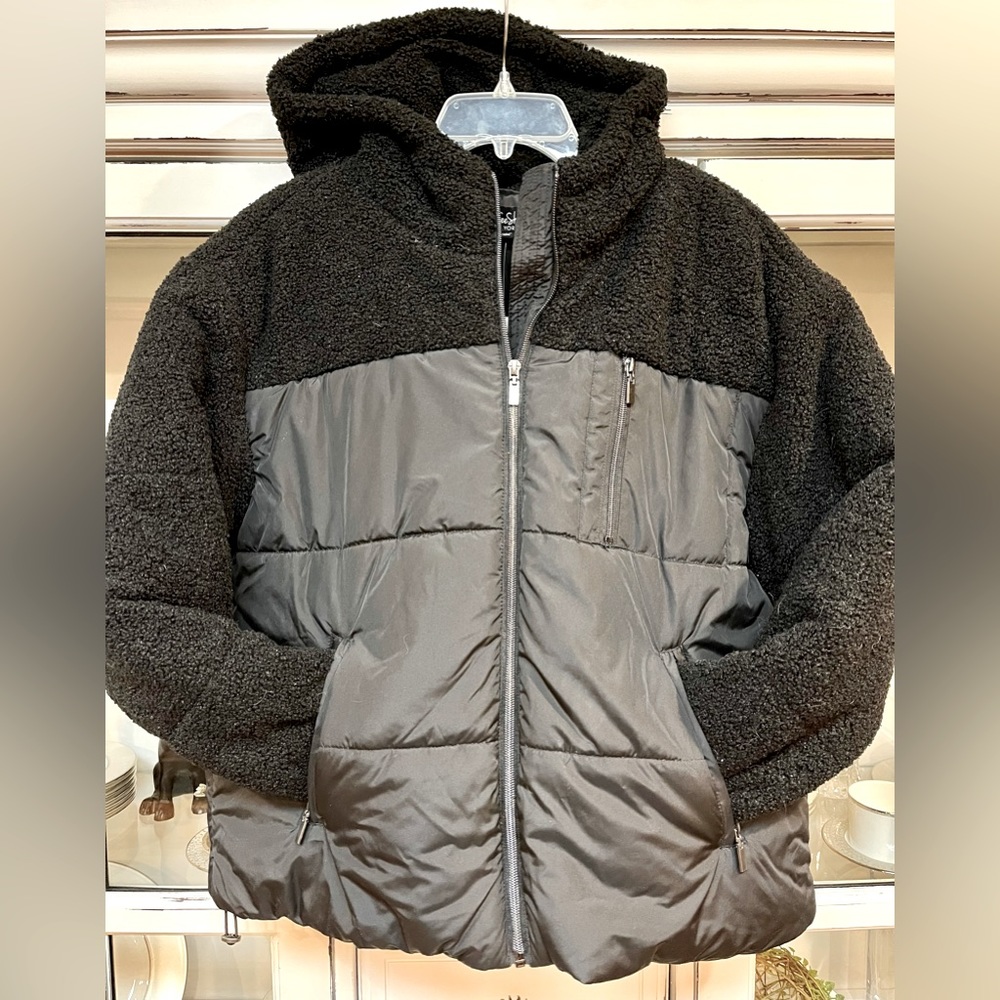 Coffee Shop New York Coat